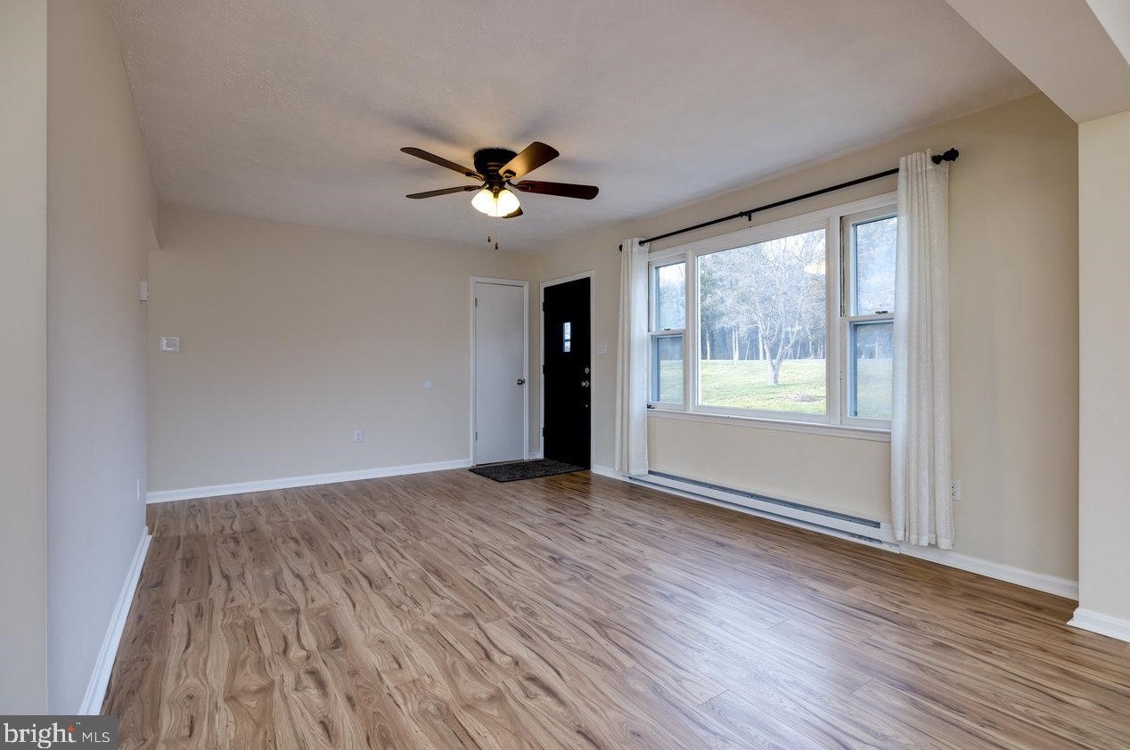 300 Martin St, Richmond National Battlefiel VA  22835-4515 exterior