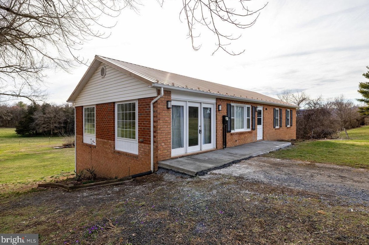 300 Martin St, Richmond National Battlefiel VA  22835-4515 exterior