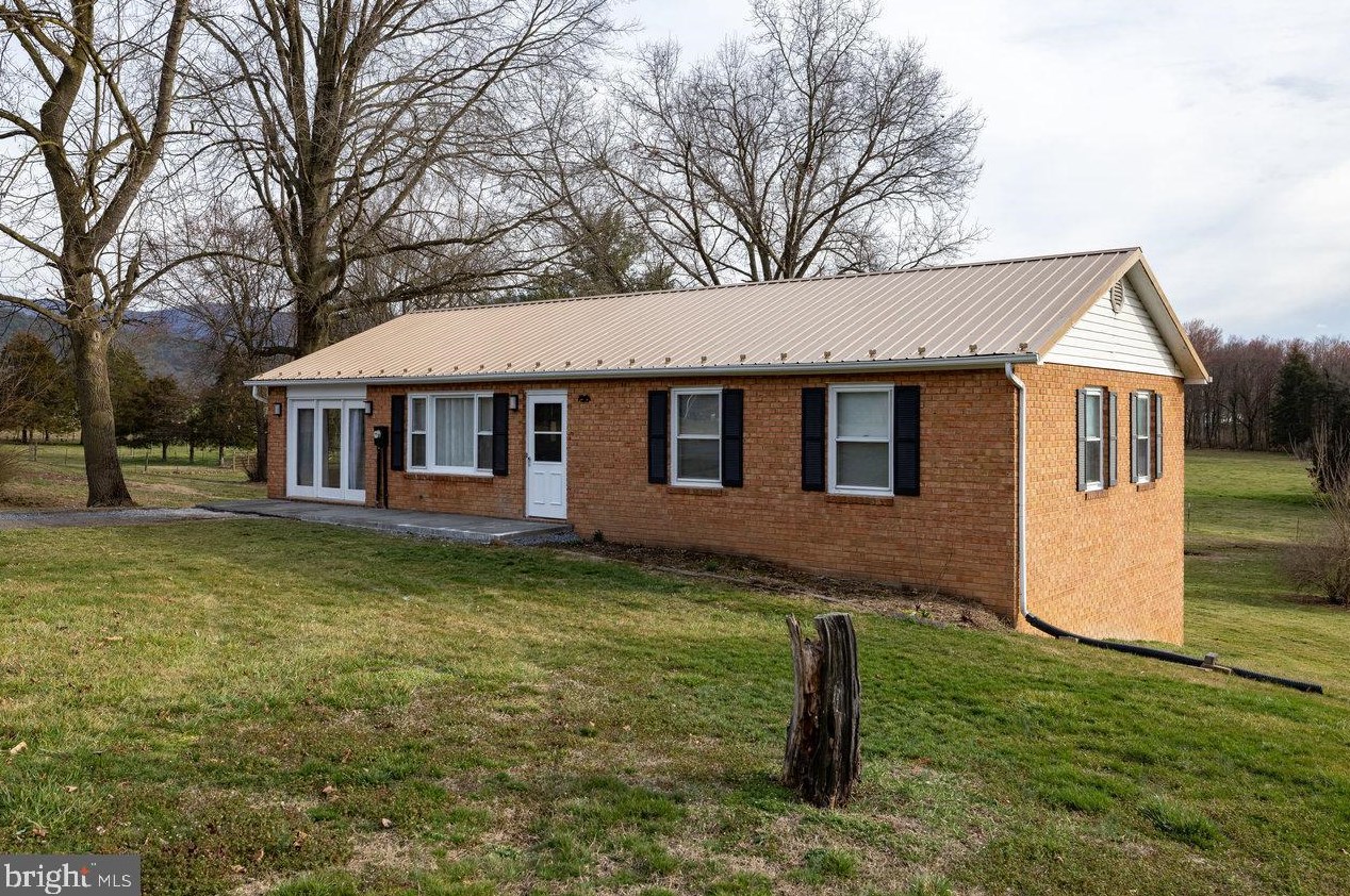 300 Martin St, Richmond National Battlefiel VA  22835-4515 exterior