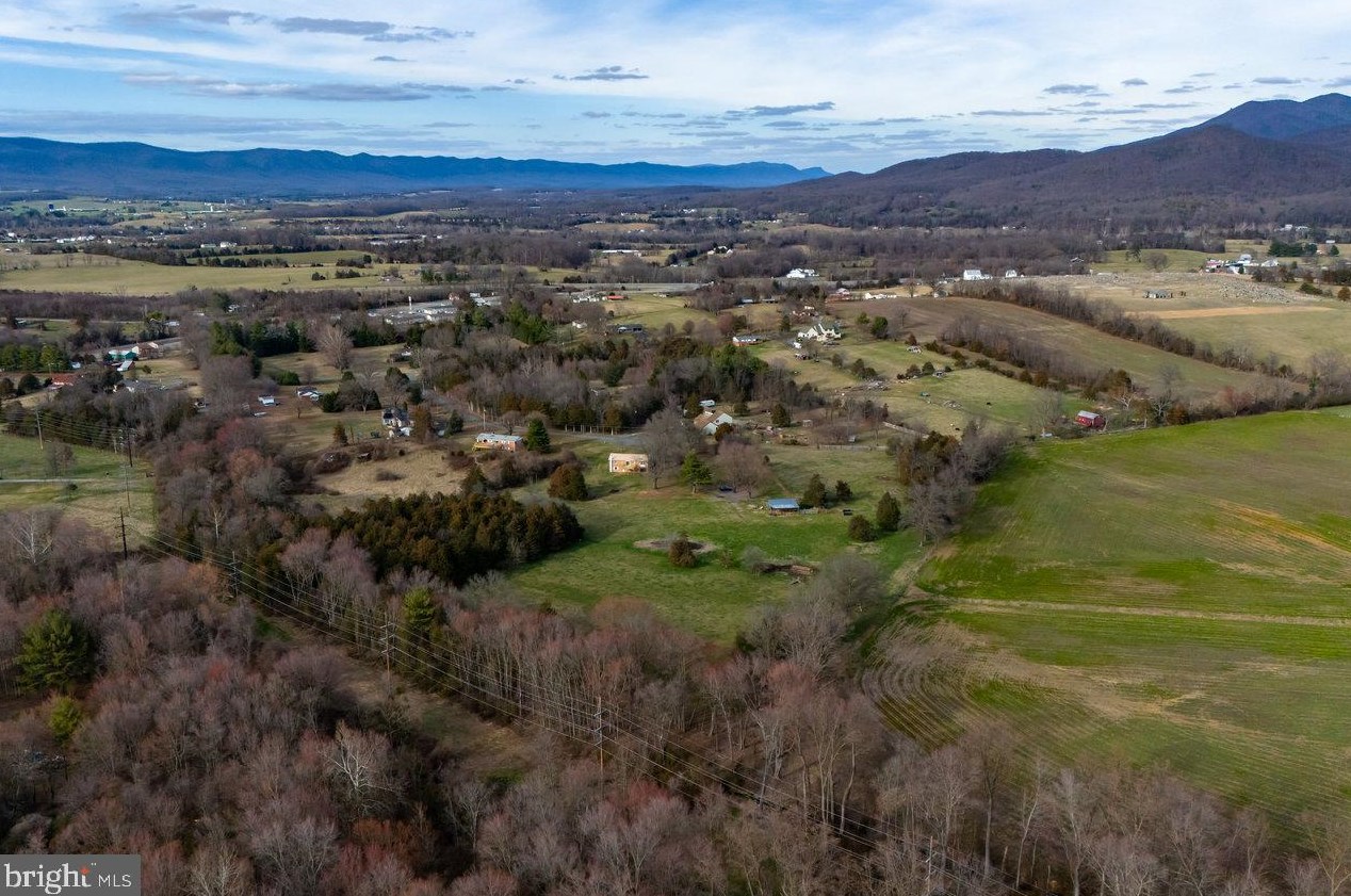 300 Martin St, Richmond National Battlefiel VA  22835-4515 exterior