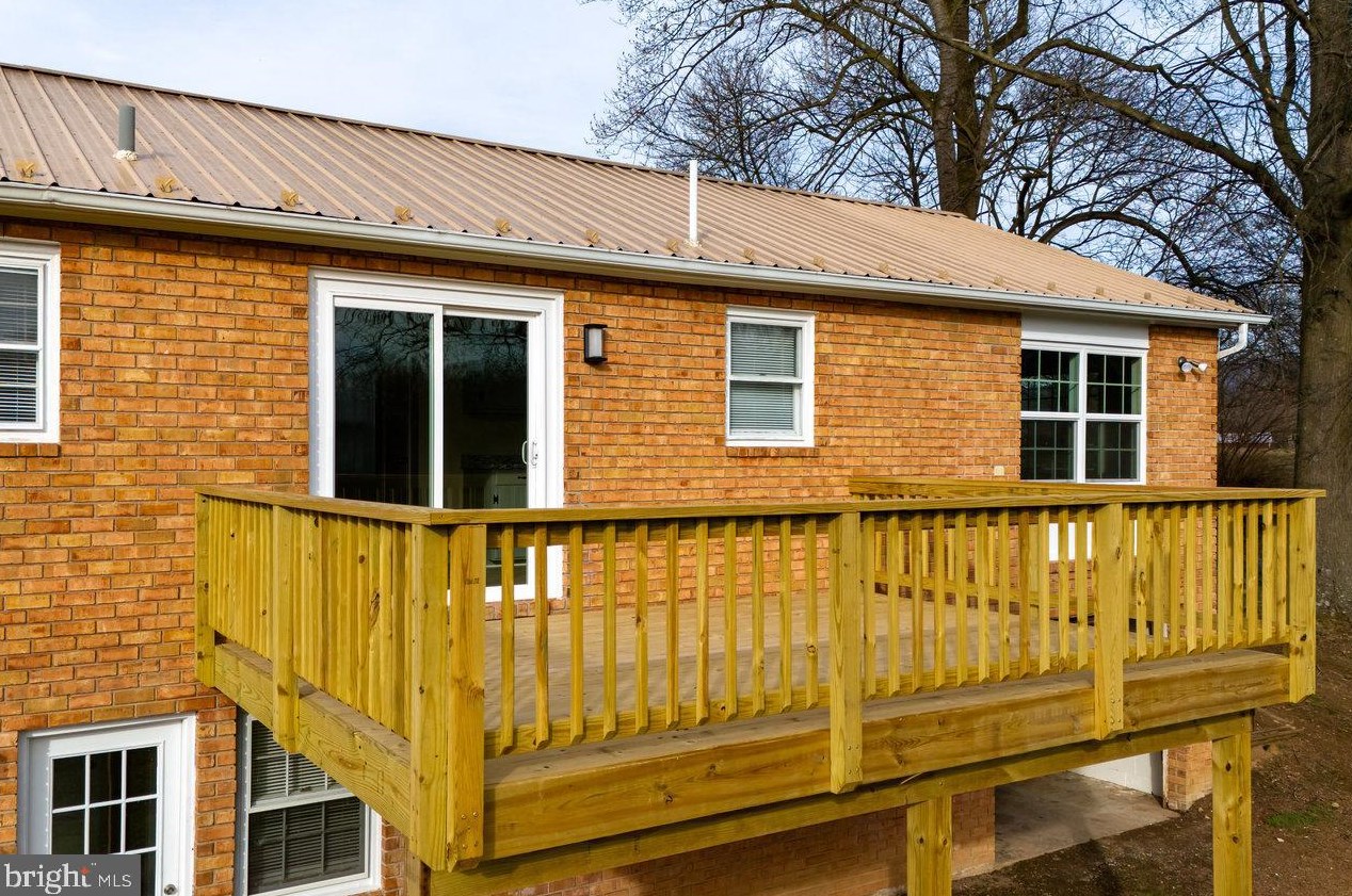 300 Martin St, Richmond National Battlefiel VA  22835-4515 exterior