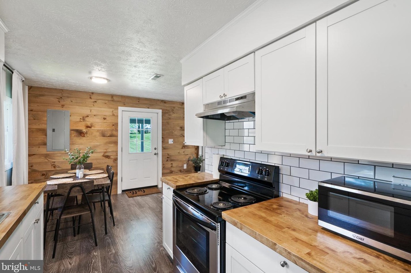 131 Bixlers Fry Rd, Richmond National Battlefiel VA  22835-1804 exterior