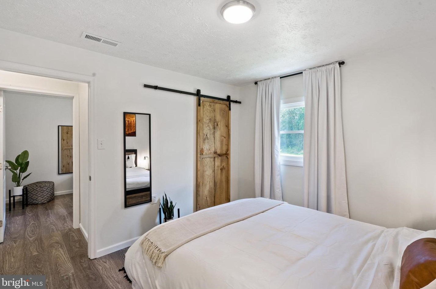 131 Bixlers Fry Rd, Richmond National Battlefiel VA  22835-1804 exterior