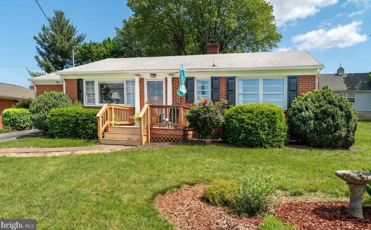 103 Luray Ave, Richmond National Battlefiel VA  22835-1375 exterior