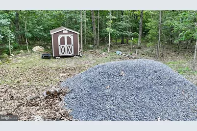 Suzanne Lane, Luray, VA 22835 - Photo 3