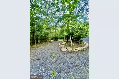 Suzanne Lane, Luray, VA 22835 - Photo 5