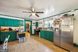 221 Kite Hollow Rd, Stanley, VA 22851 - Photo 7