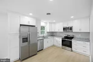 26 O Flinn St, Luray, VA 22835 - Photo 5