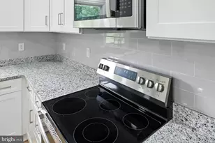 26 O Flinn St, Luray, VA 22835 - Photo 7