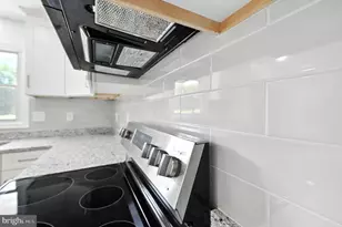 26 O Flinn St, Luray, VA 22835 - Photo 9