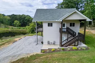 385 S McDaniel Ln, Shenandoah, VA 22849 - Photo 15