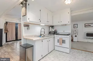 411 4th St, Luray, VA 22835 - Photo 9