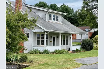411 Shenandoah Avenue, Shenandoah, VA 22849 - Photo 1