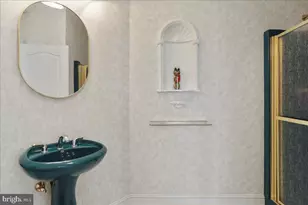 100 Cottage Dr, Luray, VA 22835 - Photo 17