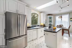 100 Cottage Dr, Luray, VA 22835 - Photo 11