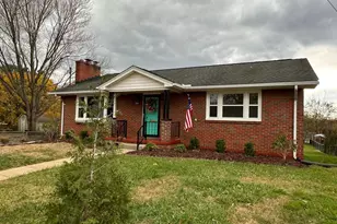 201 Woodland Ave, Luray, VA 22835 - Photo 1