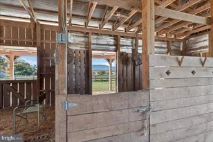 239 Mt Carmel Rd, Luray, VA 22835 - Photo 75