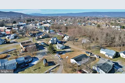 240 Deford Avenue, Stanley, VA 22851 - Photo 5