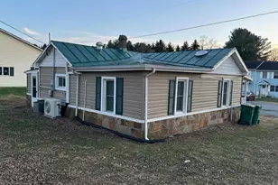 219 Seventh Ave, Luray, VA 22835 - Photo 3