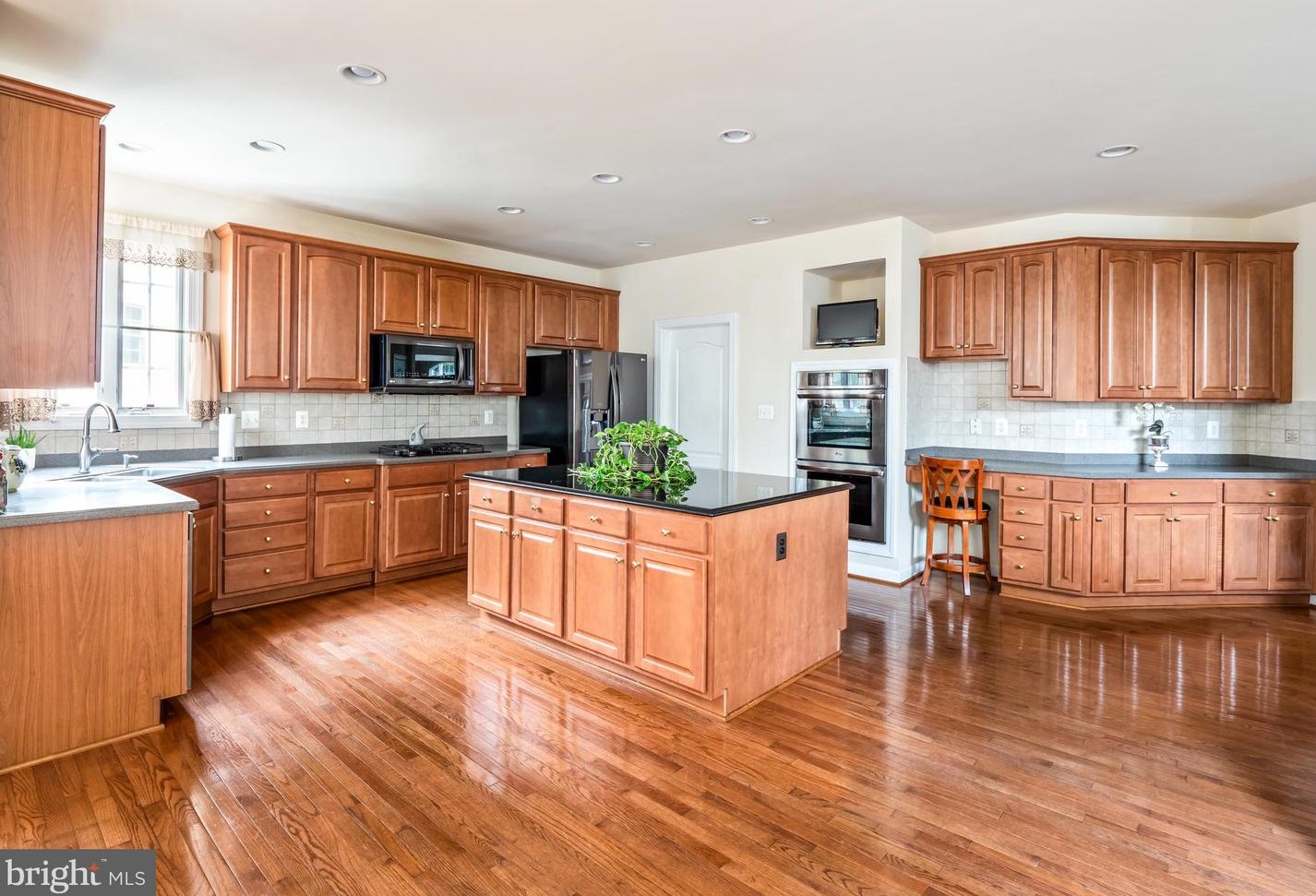 4752 Grand Masters Way, Woodbridge VA  22192-5553 exterior