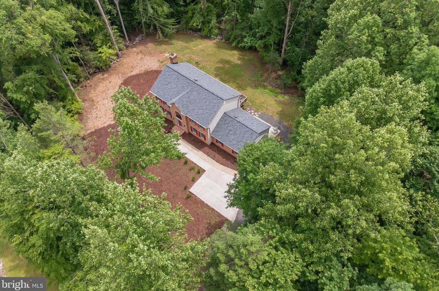 6901 Scenic Pointe Pl, Manassas VA  20112-8638 exterior