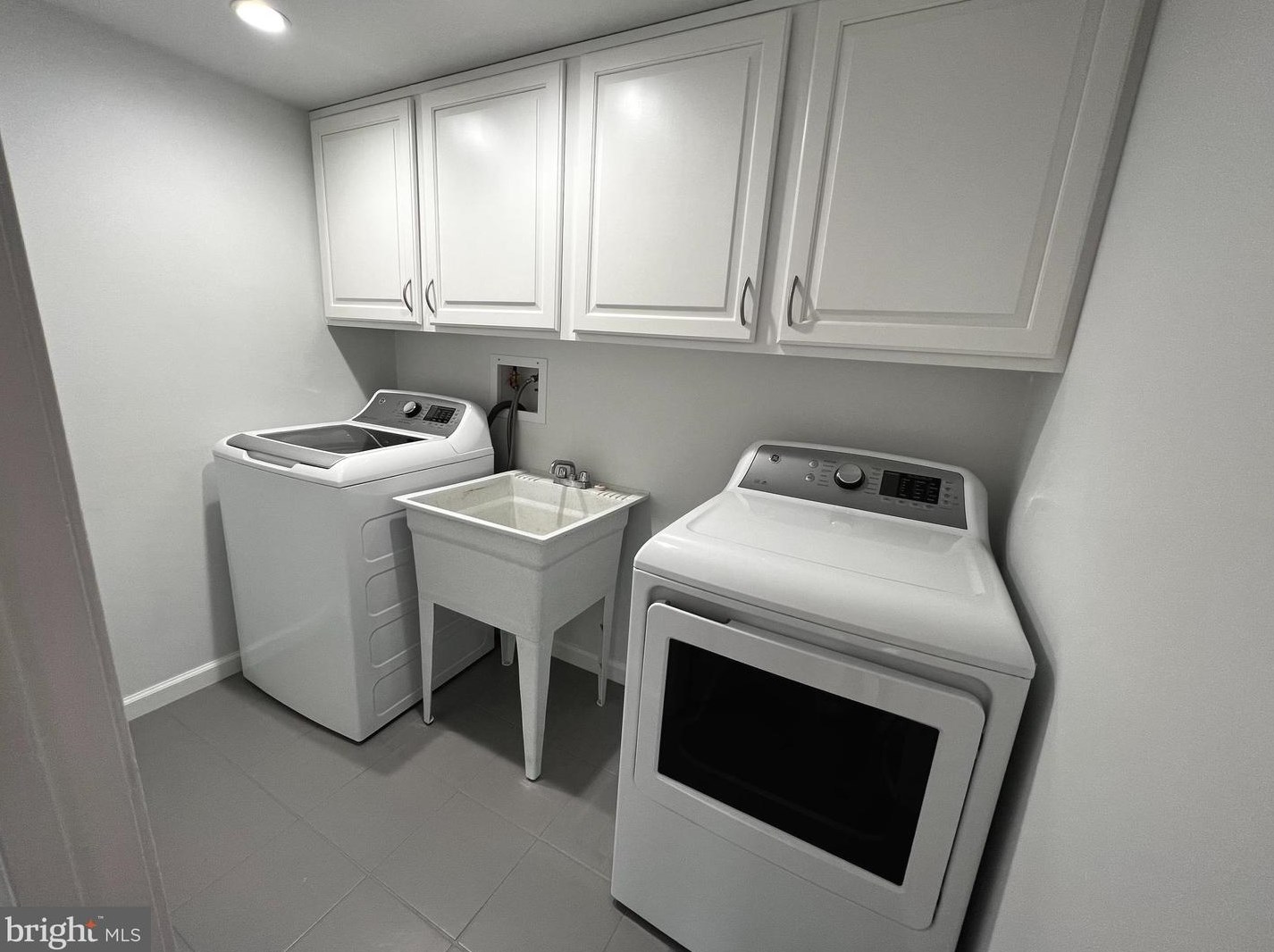 10168 Woodbury Dr, Manassas VA  20109-3724 exterior