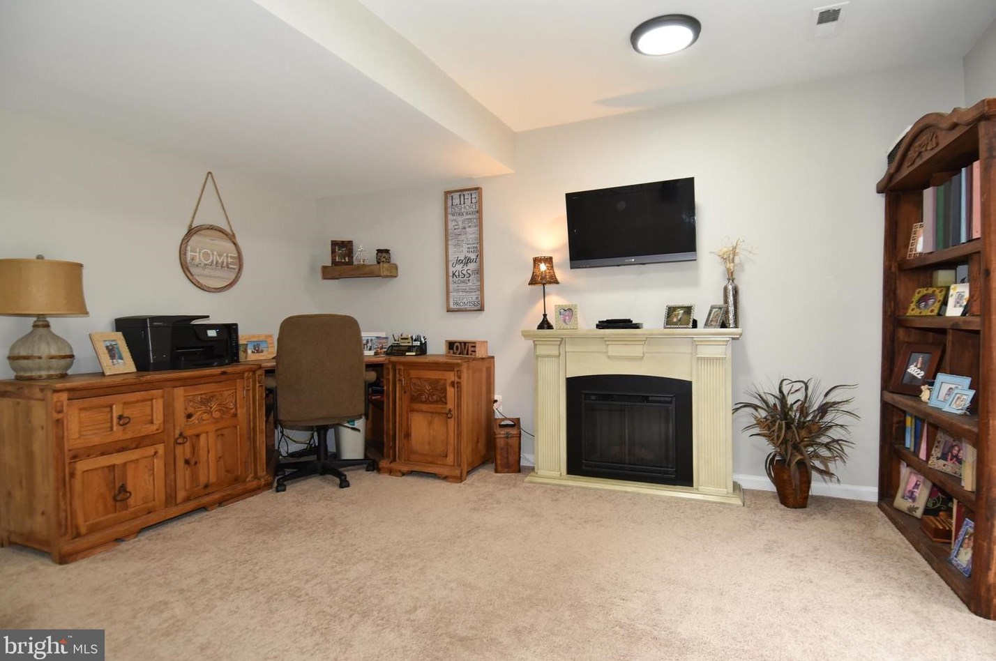 15572 Three Otters Pl, Manassas VA  20112-5424 exterior