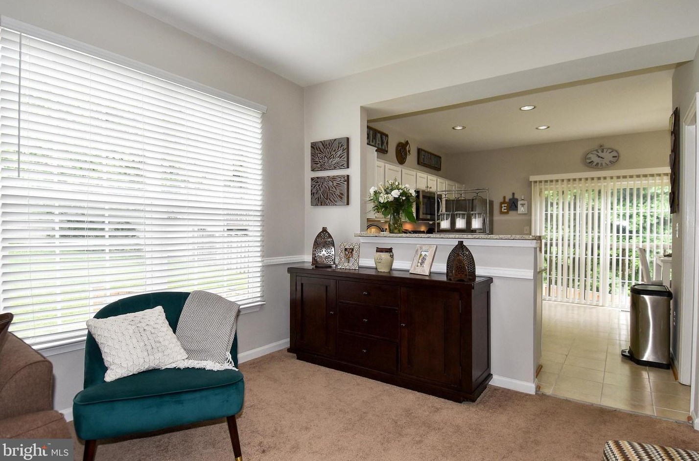 15572 Three Otters Pl, Manassas VA  20112-5424 exterior