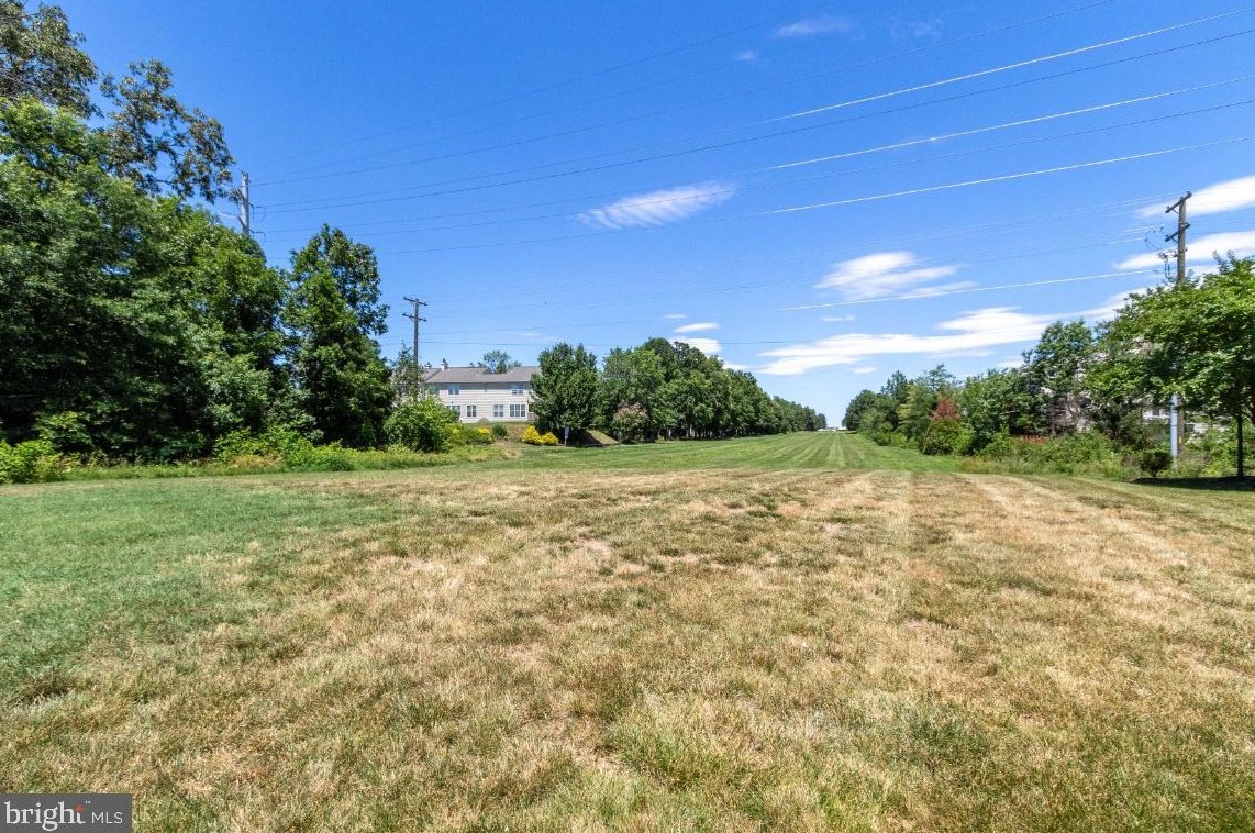 11237 Wortham Crest Cir, Manassas VA  20109-5695 exterior