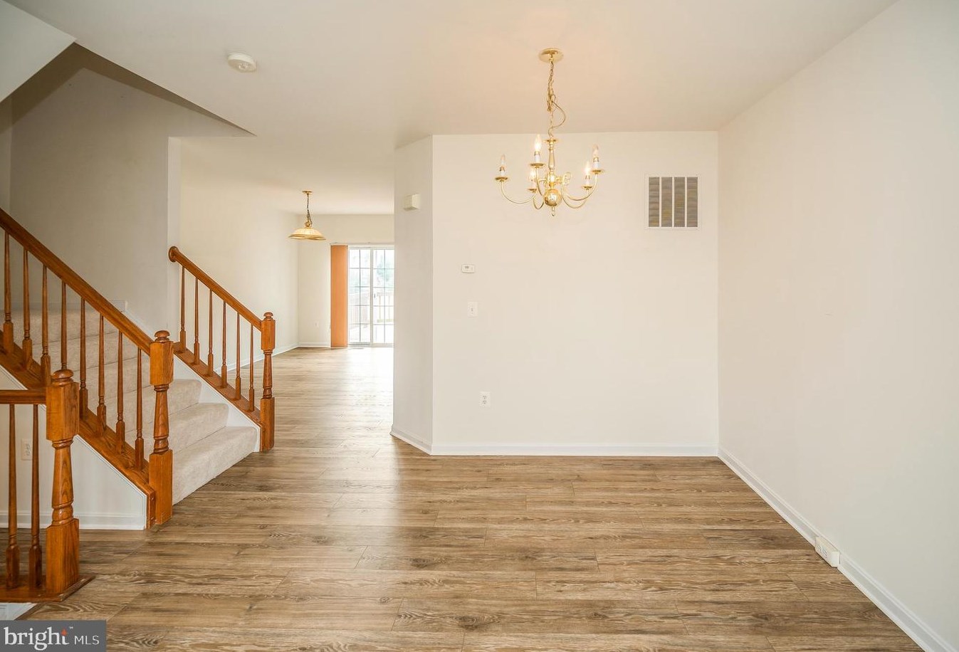 9836 Cheshire Ridge Cir, Manassas VA  20110-2788 exterior
