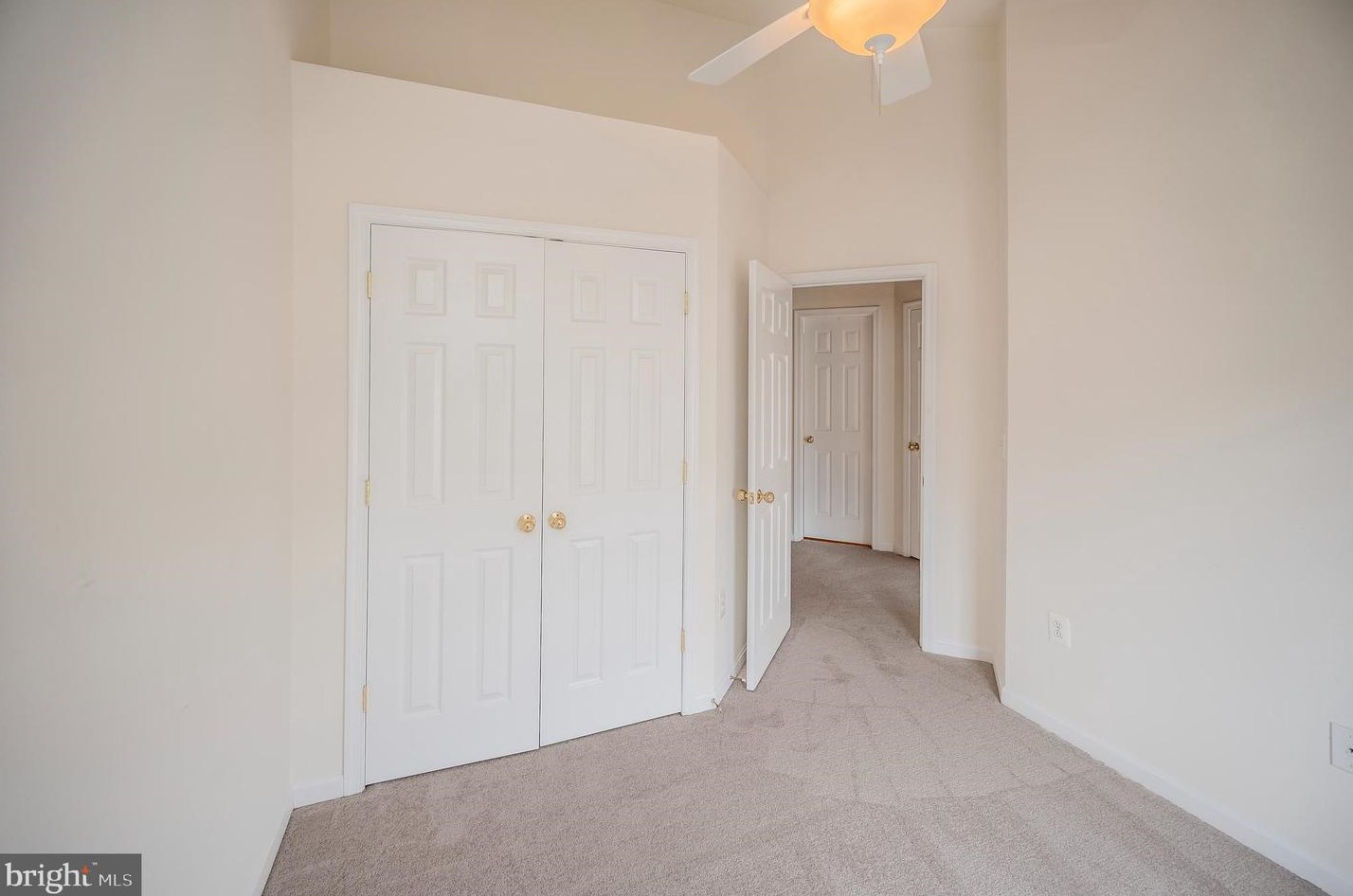 9836 Cheshire Ridge Cir, Manassas VA  20110-2788 exterior