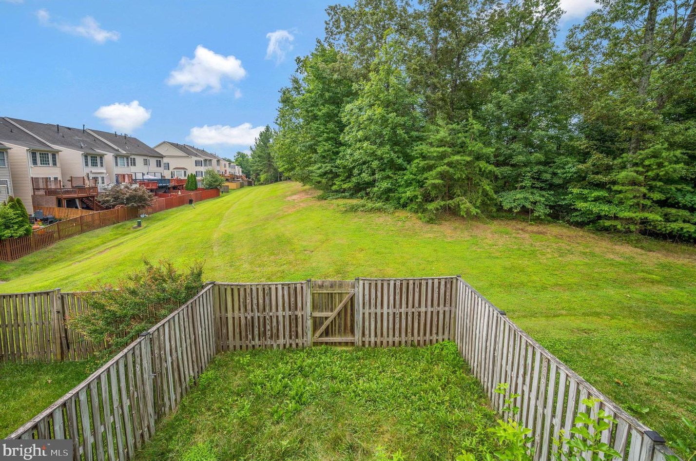 9836 Cheshire Ridge Cir, Manassas VA  20110-2788 exterior