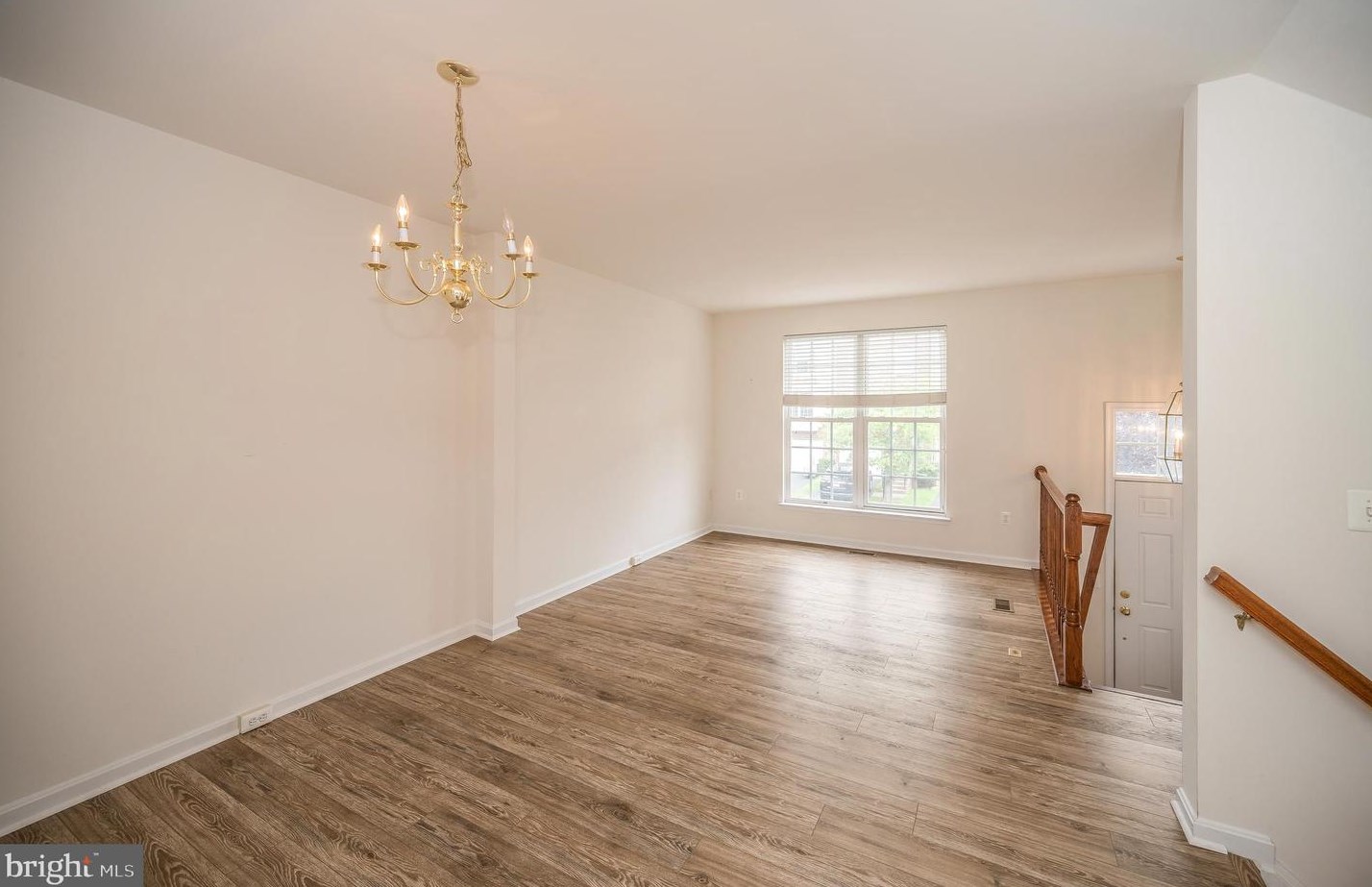 9836 Cheshire Ridge Cir, Manassas VA  20110-2788 exterior