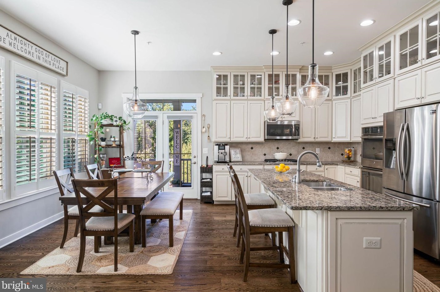 17072 Silver Arrow Dr, Dumfries VA  22026-3015 exterior