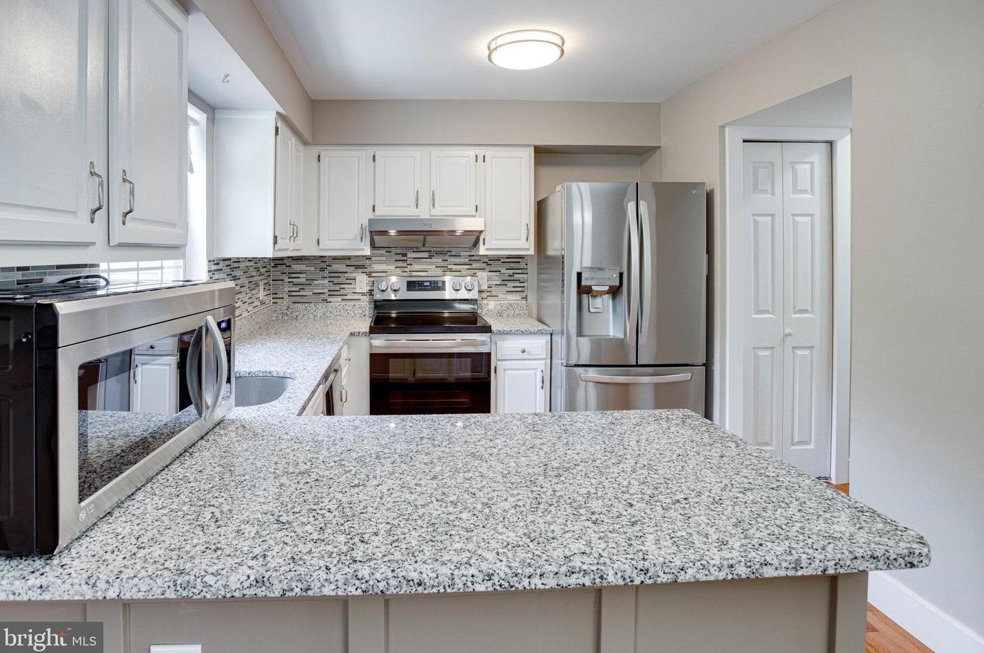 5122 Spring Branch Blvd, Dumfries VA  22025-3044 exterior