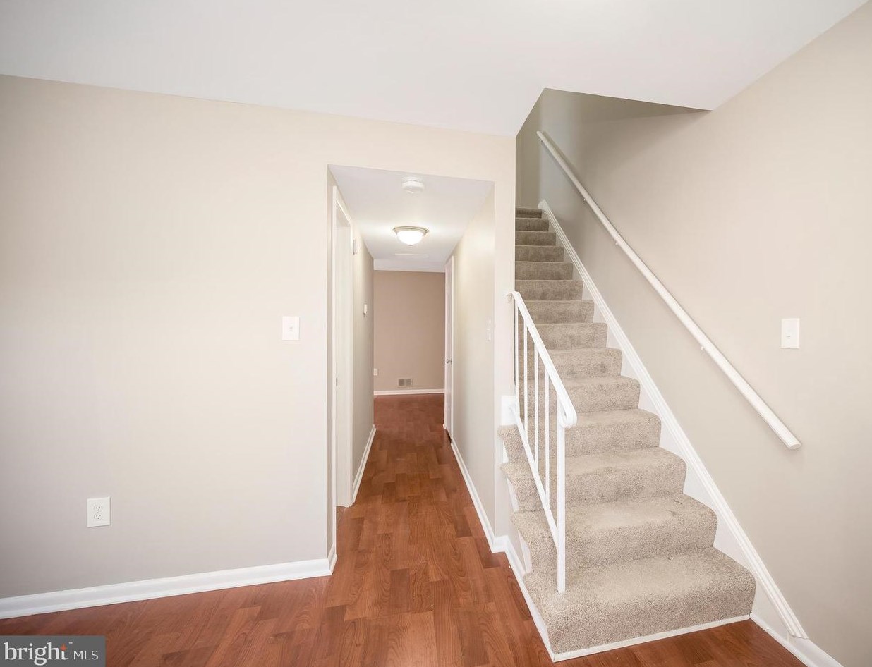 2402 Kilpatrick Pl, Dumfries VA  22026-2541 exterior