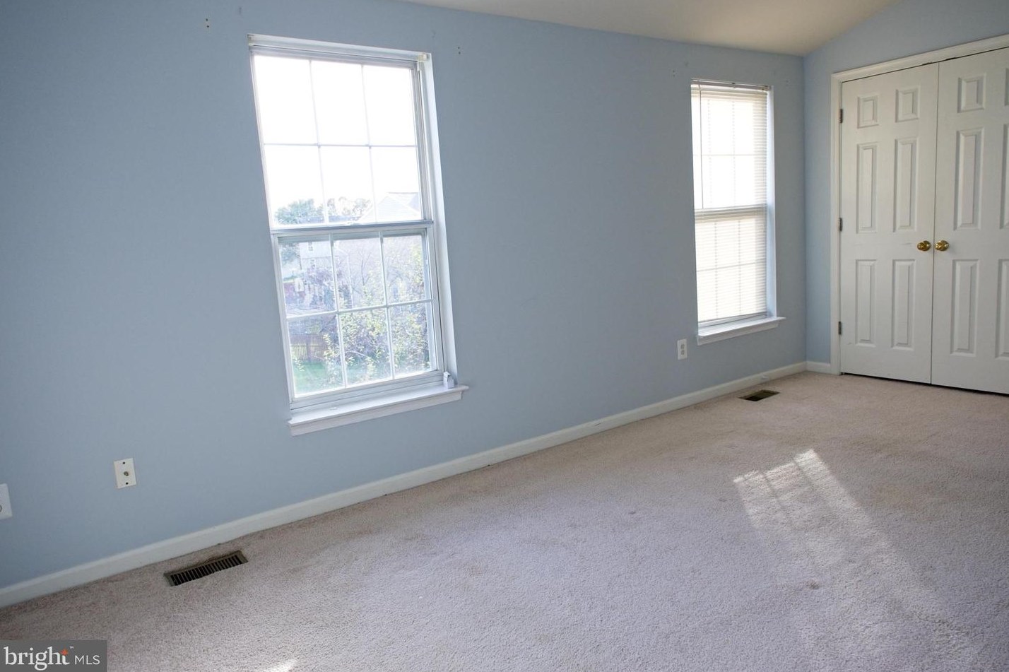 16873 Toms River Loop, Dumfries VA  22026-2182 exterior