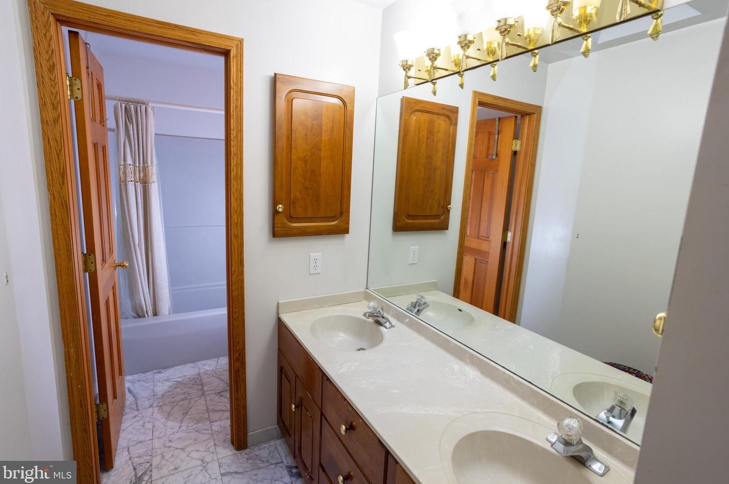 15796 Butler Pl, Dumfries VA  22025-1426 exterior