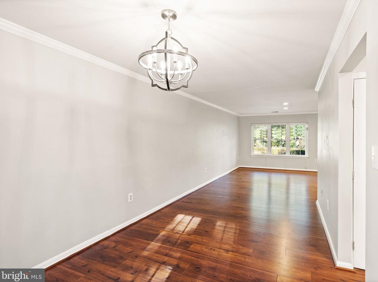 4869 Saltwater Dr, Dumfries VA  22025-1206 exterior
