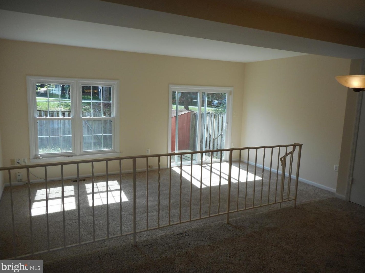 12144 Beaverwood Pl, Woodbridge VA  22192-1403 exterior