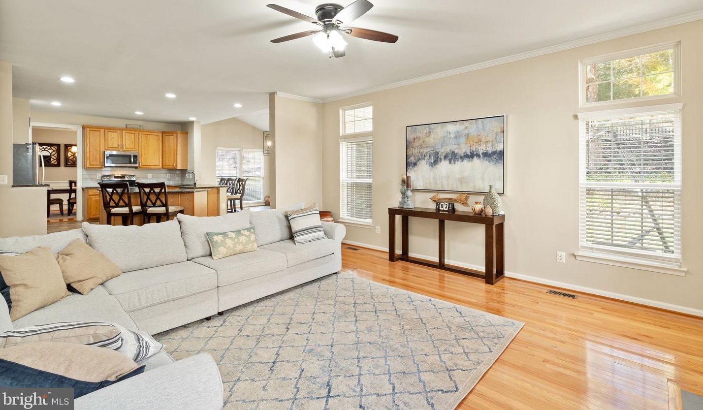 5959 Fincastle Dr, Manassas VA  20112-5413 exterior