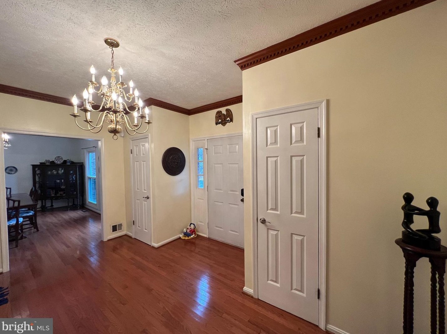 6001 River Forest Dr, Manassas VA  20112-3043 exterior
