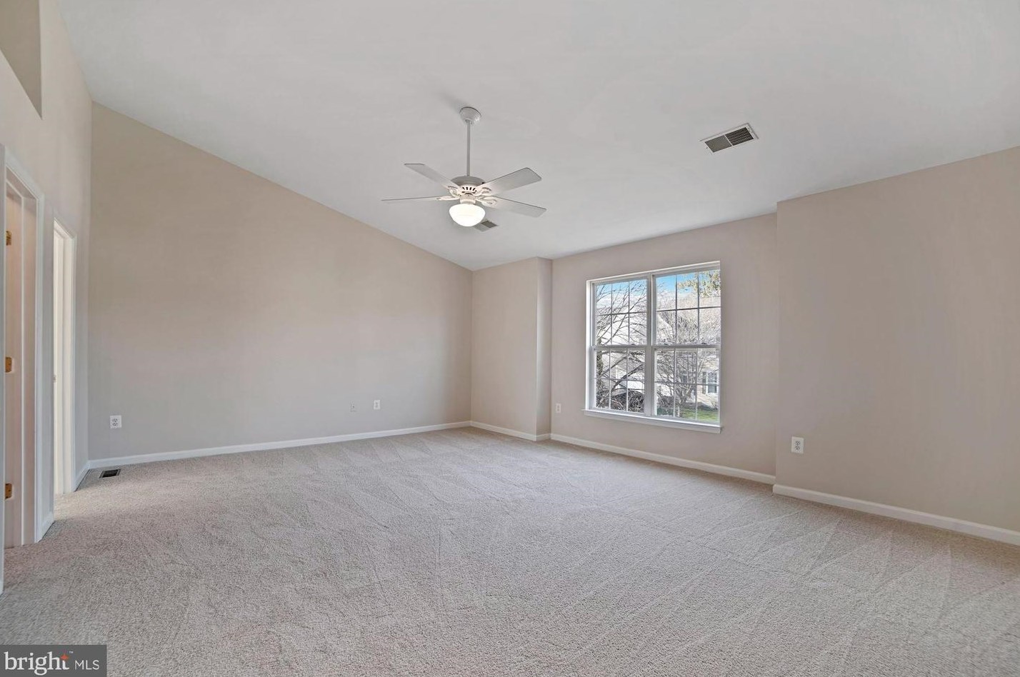 4941 Breeze Way, Dumfries VA  22025-1254 exterior