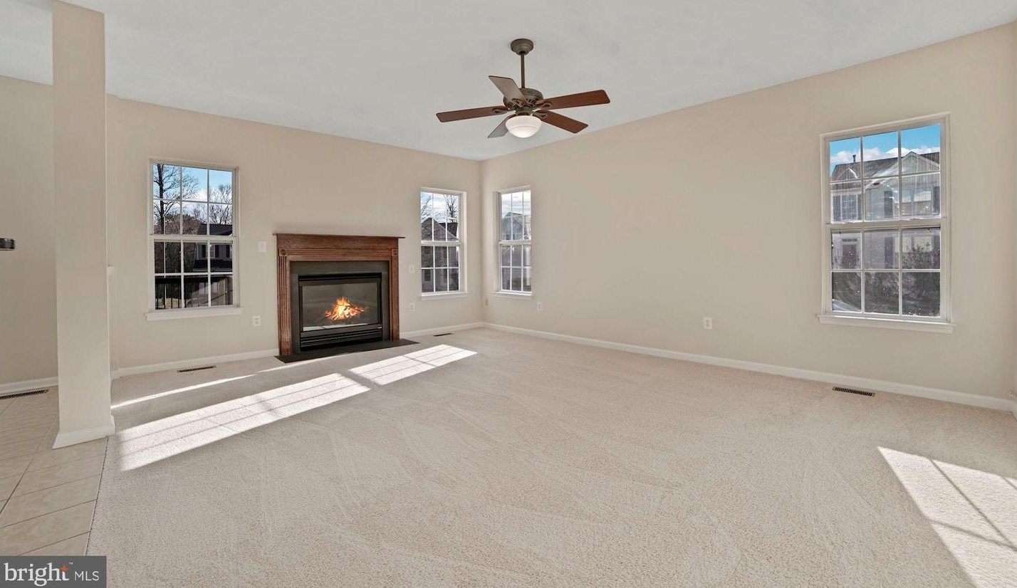 4941 Breeze Way, Dumfries VA  22025-1254 exterior