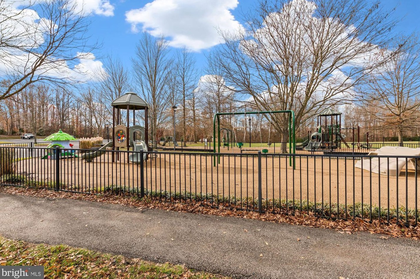 4941 Breeze Way, Dumfries VA  22025-1254 exterior