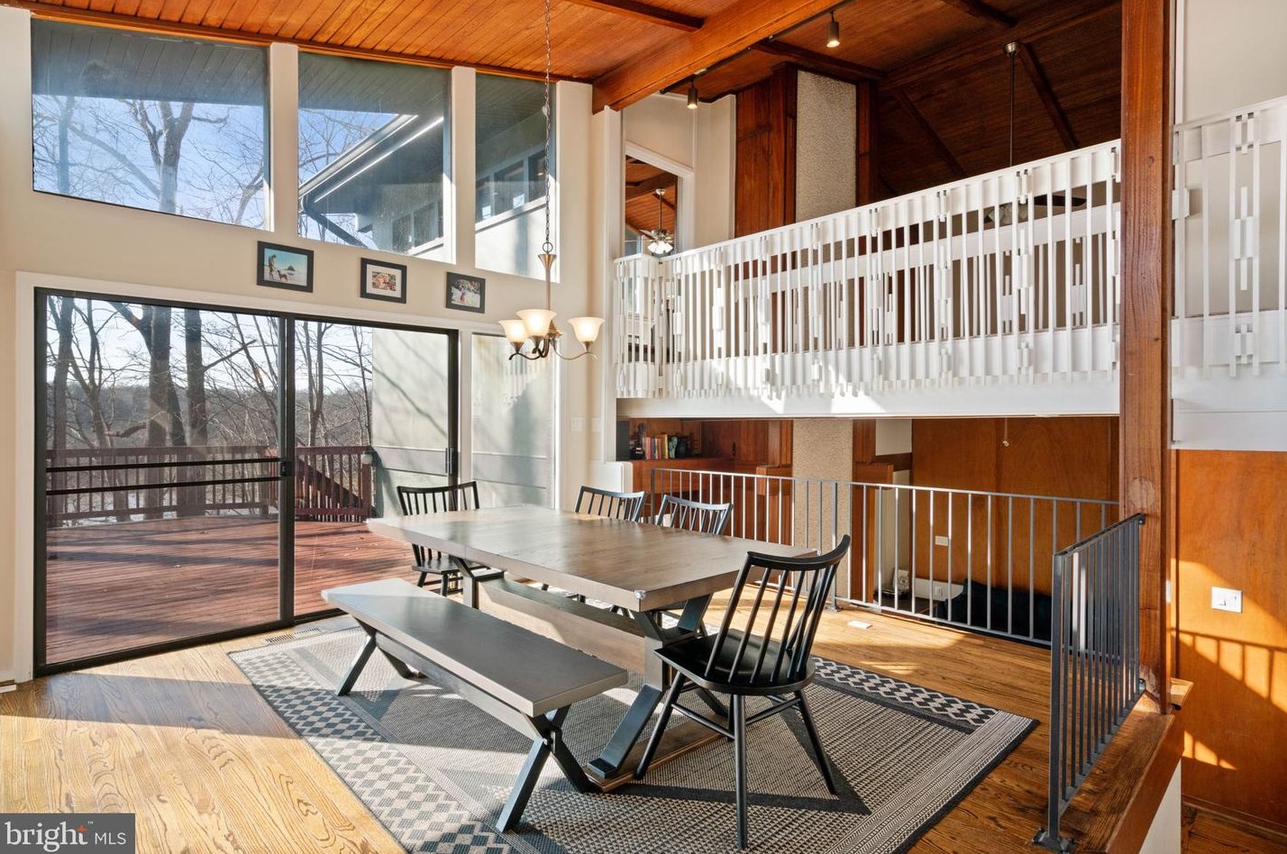 6121 Occoquan Forest Dr, Manassas VA  20112-3034 exterior