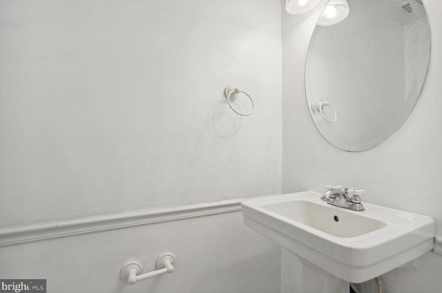 11378 Cromwell Ct, Woodbridge VA  22192-1118 exterior