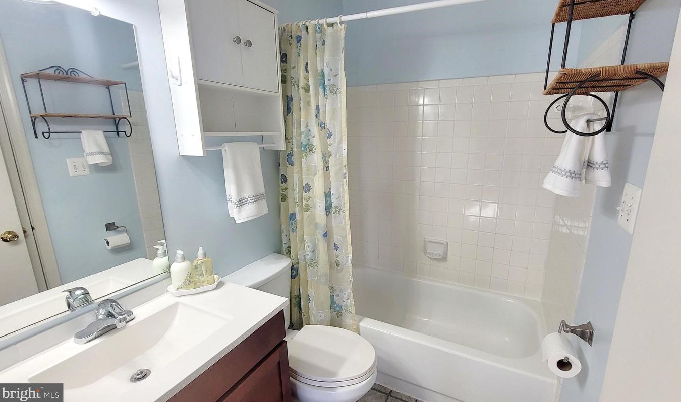 3634 Dahlgren Pl, Dumfries VA  22026-2602 exterior