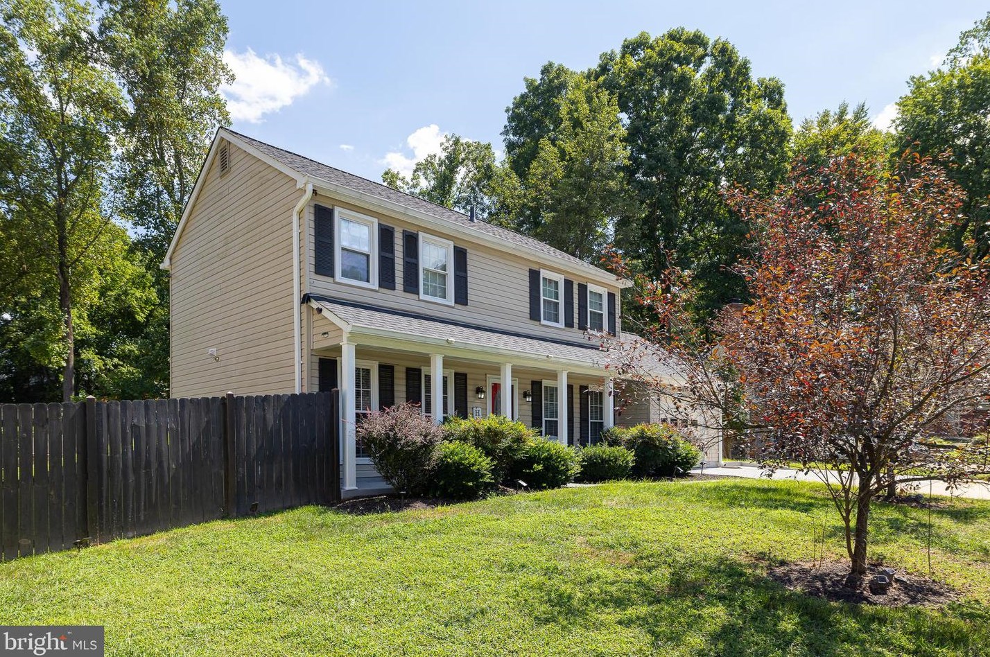 14277 Sonnette Ct, Woodbridge VA  22193-3423 exterior