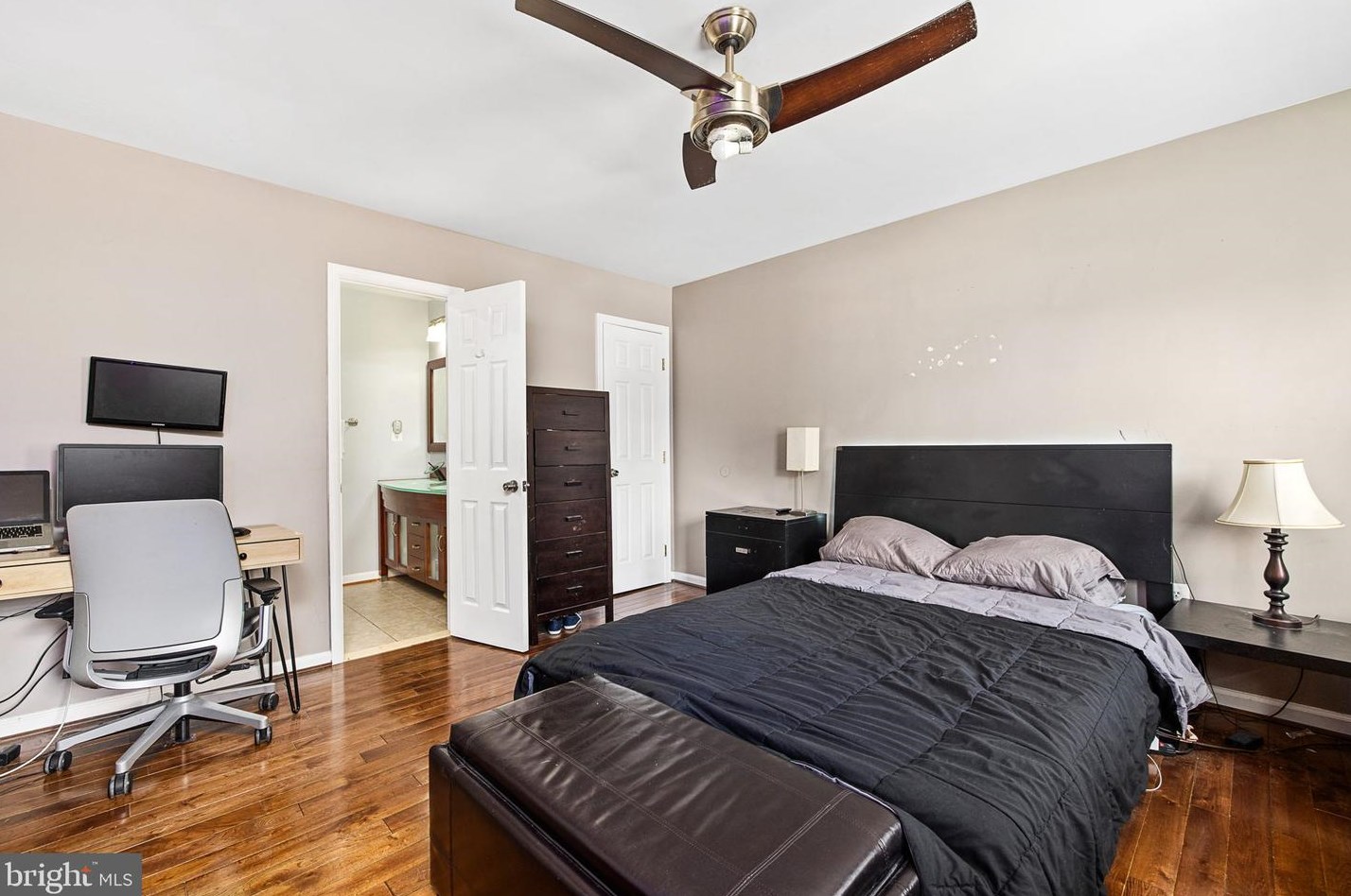 14277 Sonnette Ct, Woodbridge VA  22193-3423 exterior